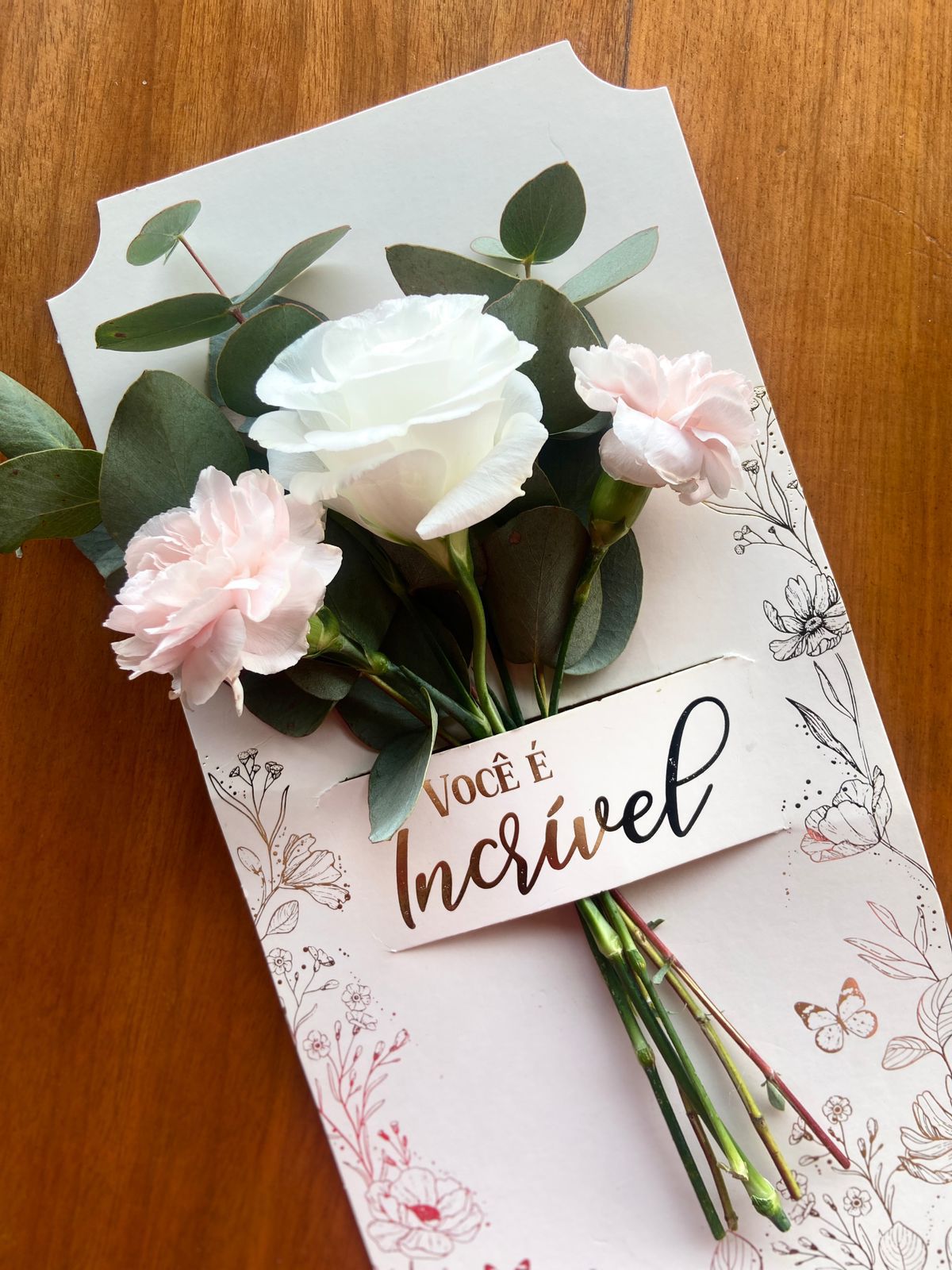 Cartão Floral- (32 cm de altura)